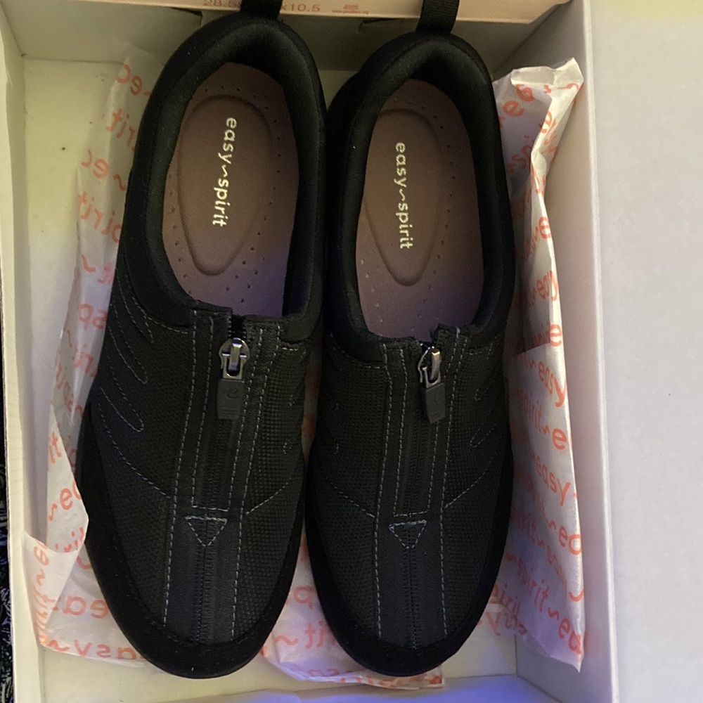Easy Spirit Bestrong2 Black Slip-On Zip-Front Casual shoes Size 7.5W New in box